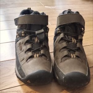 Keen Hiking Boots